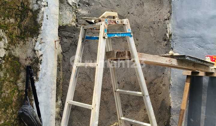 House Needs Renovation Gunung Anyar Rungkut South Surabaya 2