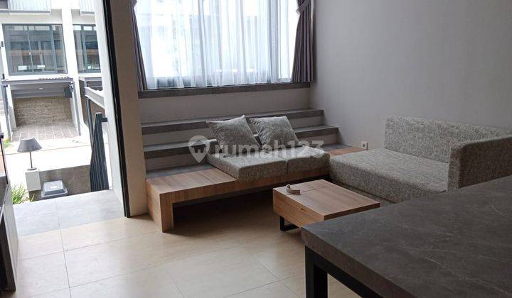 Rumah 2 Lantai Bagus Furnished di Cluster Imajihaus, Tangerang 2