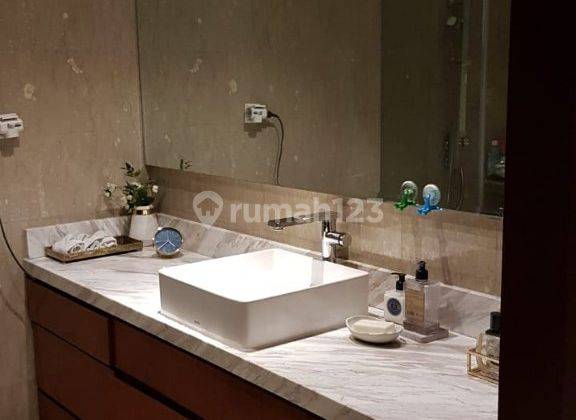 Pakubuwono Residences 2 BR Semi Furnished Luas 245m 2