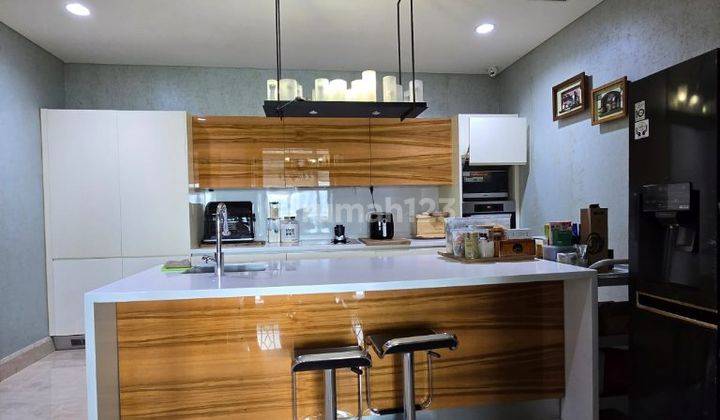 Pakubuwono Signature 4 BR Furnished Bagus 2