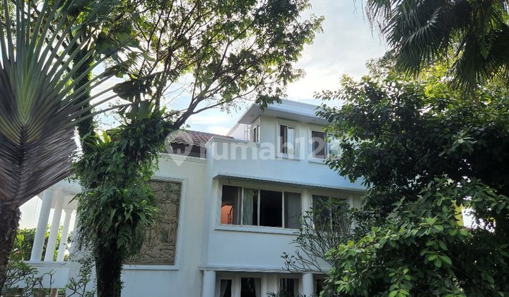 Rumah Rancamaya Golf Cluster Istana Bunga, ready tinggal, sangat bagus