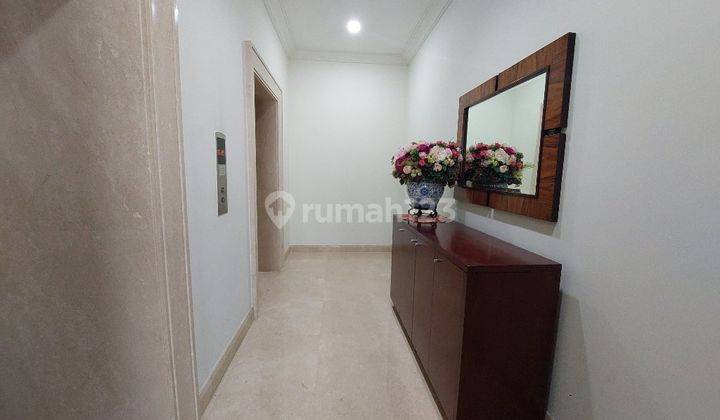 Pakubuwono View 3 BR Furnished Bagus Pool View 2