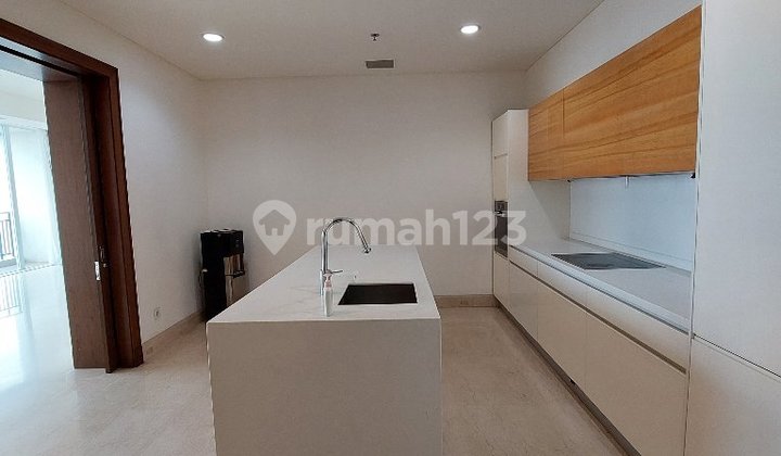 Pakubuwono Signature siap huni 4 bdr plus 1 study room , semifurnished 2