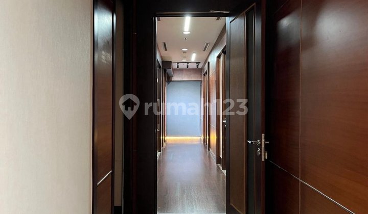 Dijual Plaza Asia Office Luas 203,5Sqm, Turun Harga!!