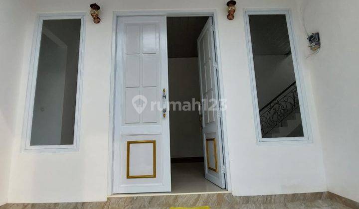 Rumah  Baru Mewah Dan Bagus Di Ciracas 2