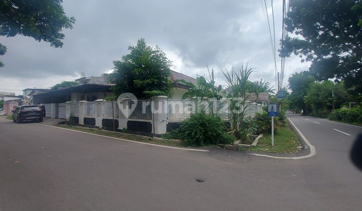 Rumah bagus di Kav AL