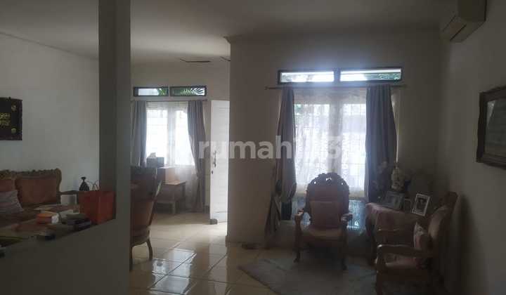 Strategic House in Kramat Kwitang, Central Jakarta 2