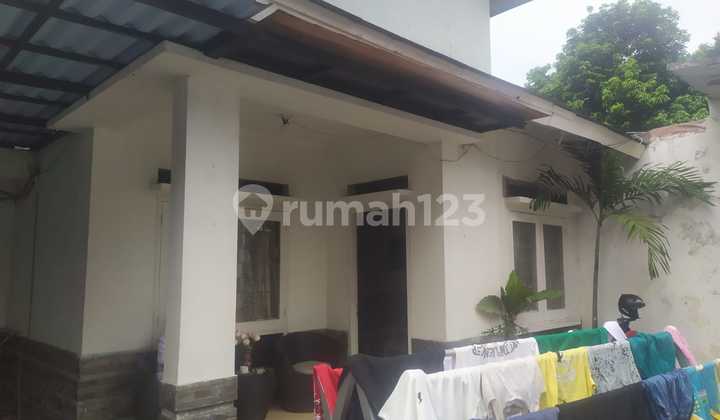 Strategic House in Kramat Kwitang, Central Jakarta