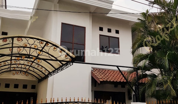 Rumah Disewakan 2 Lt Akses Jalan 2 Mobil Tebet Jakarta Selatan Rumah Disewakan 2 Lt Akses Jalan 2 Mobil Tebet Jakarta Selatan