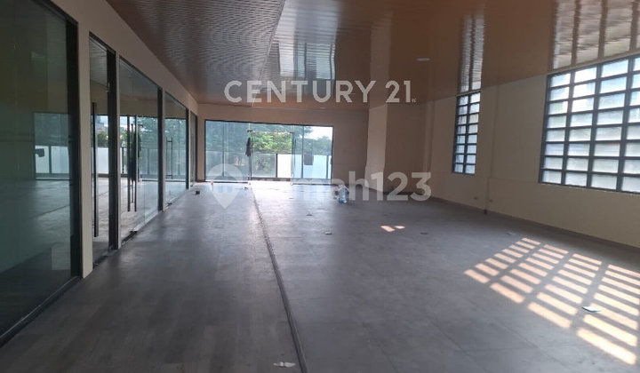 For Rent Strategic 3-Storey Building In Gandaria For Rent Strategic 3-Storey Building In Gandaria