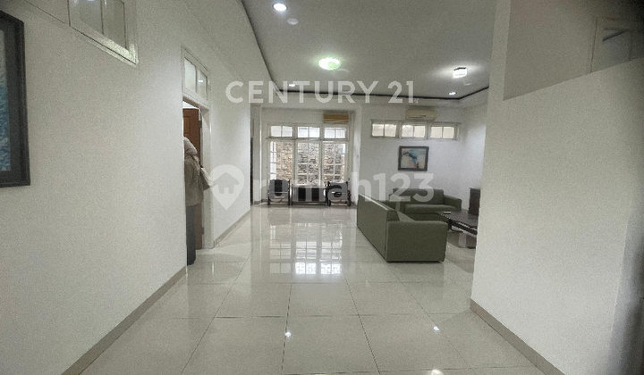 Ready-to-Occupy Pondok Indah House, Large Room on the 1st Floor 2