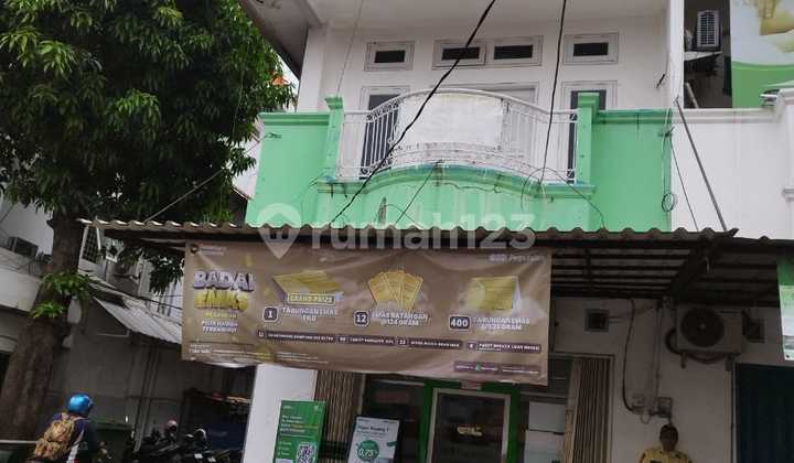 Sisa 6 Ruko disewakan di wilayah strategis cilandak KKO Sisa 6 Ruko disewakan di wilayah strategis cilandak KKO