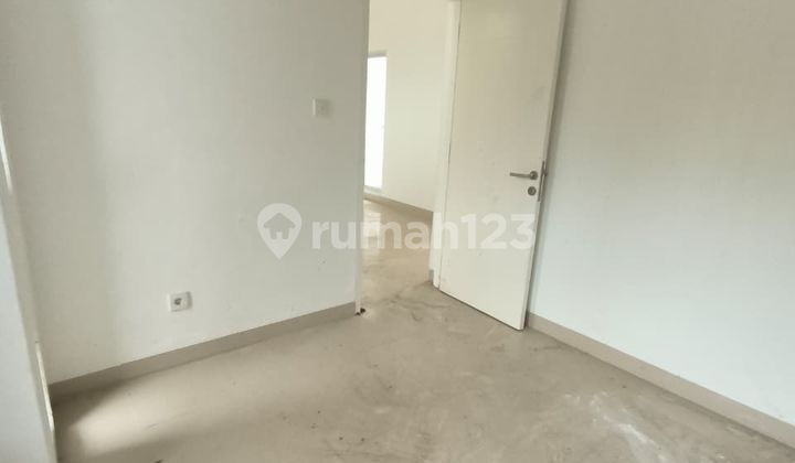 Rumah Sejuk Nyaman Tanah Luas Di Royal Tajur Harga Murah 2