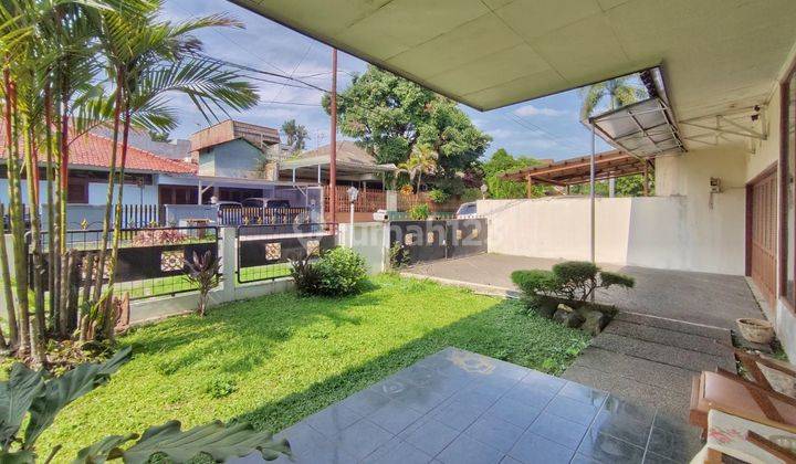 Rumah Tengah Kota Posisi Hoek bebas Macet 2
