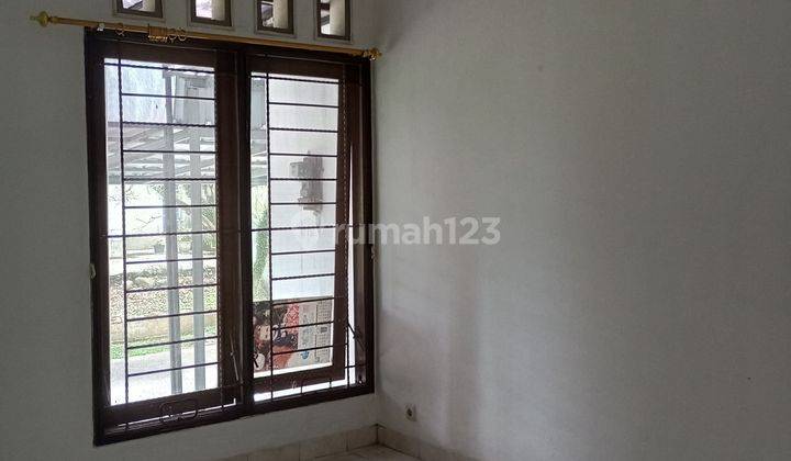 Rumah Posisi Hoek Tanah Luas Bnr Bogor Selatan 2