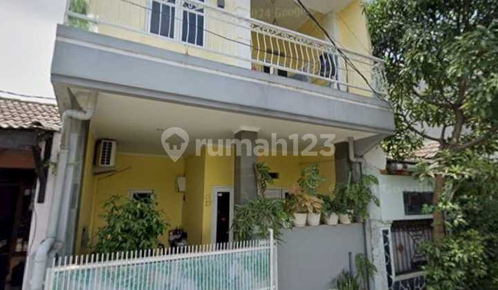 2-Story House in Puri Nirwana 3, Karadenan 1