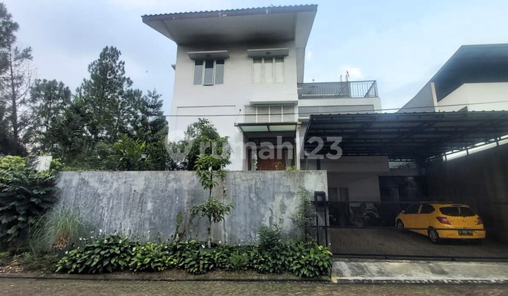 Cool 3-Story House Position Hook Area Tajur East Bogor