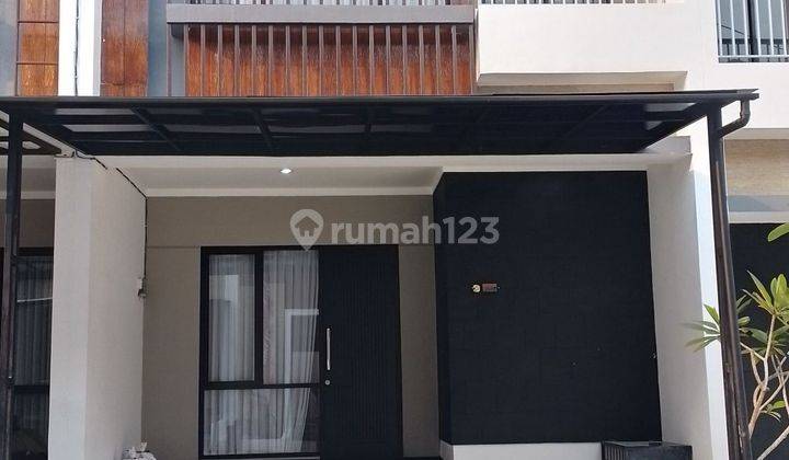RUMAH DI  2 LANTAI DEKAT BUNDERAN CIATER BSD 1