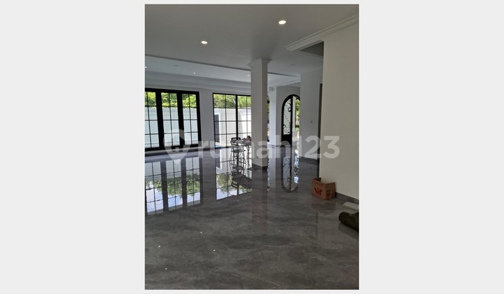 Rumah Hook American Classic Sektor 9-Bintaro, Tangerang Selatan 2