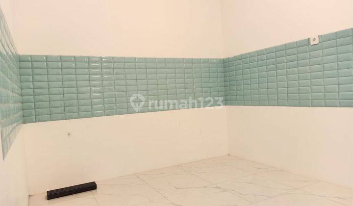 Rumah Baru Classic Modern di Graha Raya Bintaro, Tangerang 7