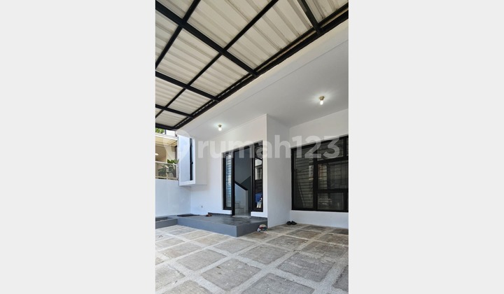 Rumah Siap Huni Di Emerald Townhouse Sektor 9-Bintaro 2