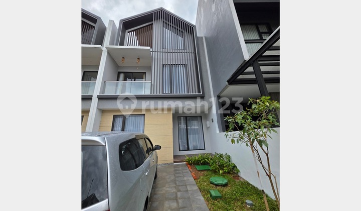 Rumah, 3 Lantai, PPJB Dekat Fresh Market Bintaro