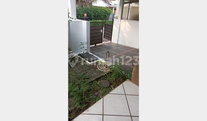 Bebas Banjir, Rumah, Siap Huni di Mertilang Bintaro 2