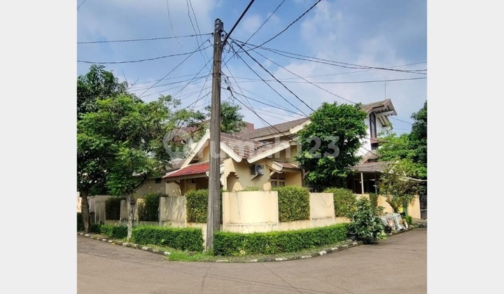 Rumah, Hook 1 Lantai Strategis di Bintaro Jaya