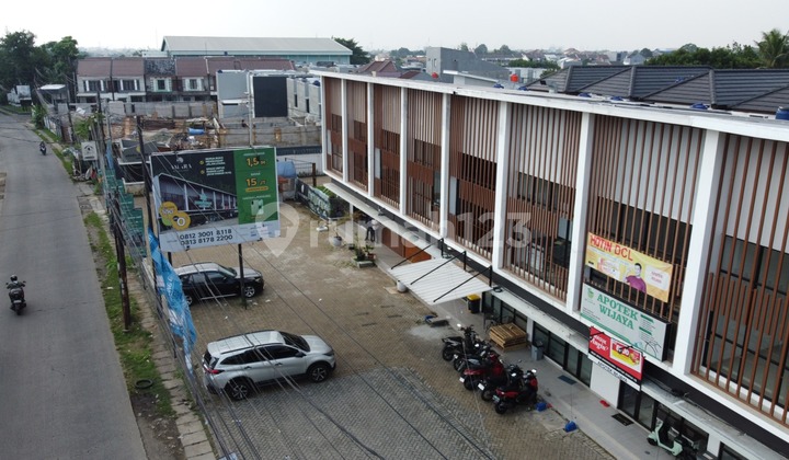 2-Storey Shop House in Pondok Cabe Near Toll Gate 2-Storey Shop House in Pondok Cabe Near Toll Gate