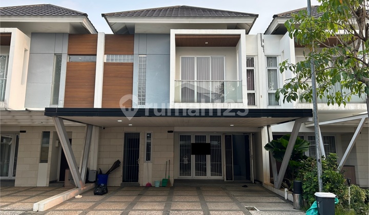 Riviera 8x15m Furnished Sudah Renov Bagus