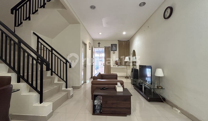 Rumah Pik 6X15 Rapih 4 Kamar Tidur Termurah