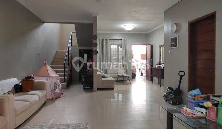 Dijual Cepat Rumah Premium di Ratna Mansion Jatih Asih Bekasi. Lokasi Strategis