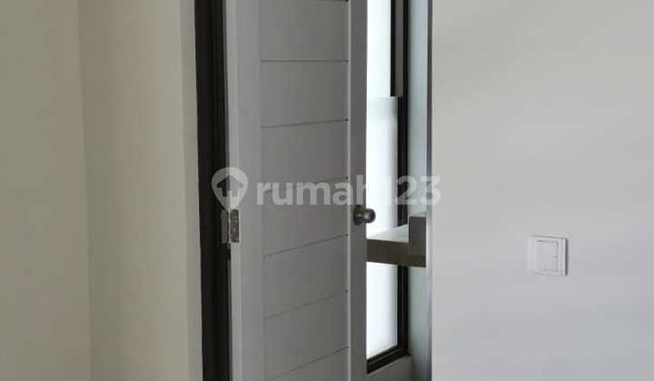 Rumah 2 Lantai Siap Huni Nyaman di Eminent BSD 2