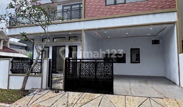 Rumah Bagus Hook 2 Lantai Minimalis Modern di Kencana Loka Bsd