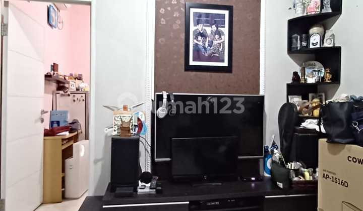 Rumah Lokasi Nyaman dan Asri di Graha Raya Bintaro 2