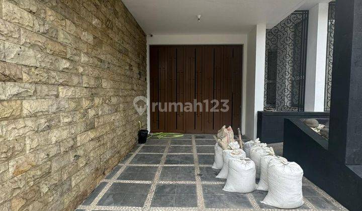 Rumah 2 Lantai Bagus di Alam Sutera Tangerang 2