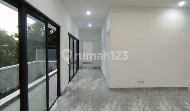 Beautiful Luxury Minimalist House with Private Pool in Bintaro Sector 9 2