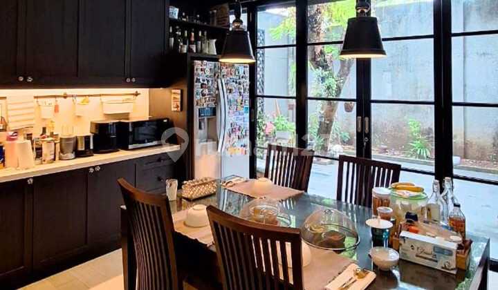 Rumah Cantik Minimalis 2 Lantai Siap Huni Di Bintaro Jaya