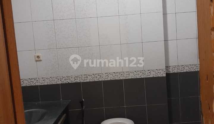 Rumah Bagus siap Huni di Villa Melati Mas 2