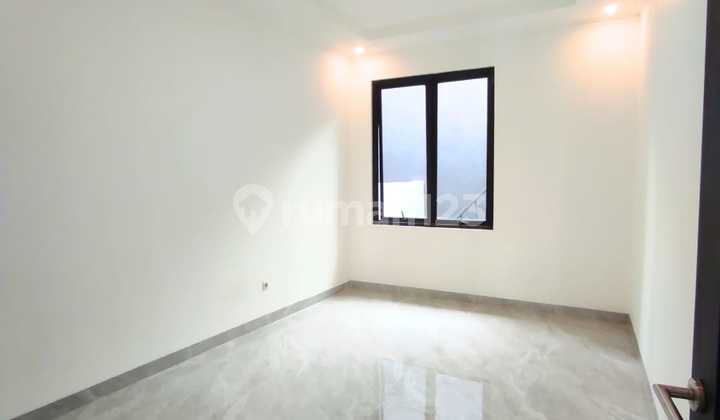 Nice Minimalist House Ready to Live in Strategic Location Bintaro 2