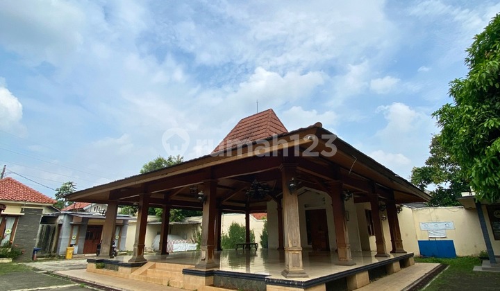 Unique Classic Javanese Style Pendopo Model Spacious House in Tangsel