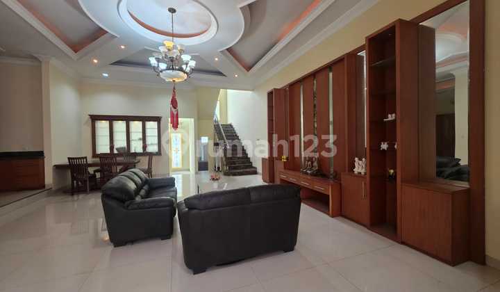 Disewakan Rumah BGM PIK 12x25, Semi Furnished, HadapUtara Disewakan Rumah BGM PIK 12x25, Semi Furnished, HadapUtara