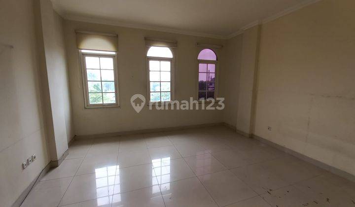Sewa Ruko Sedayu Square Cengkareng 4,5x15,3,5 Lantai, Hadap Jalan Raya 2