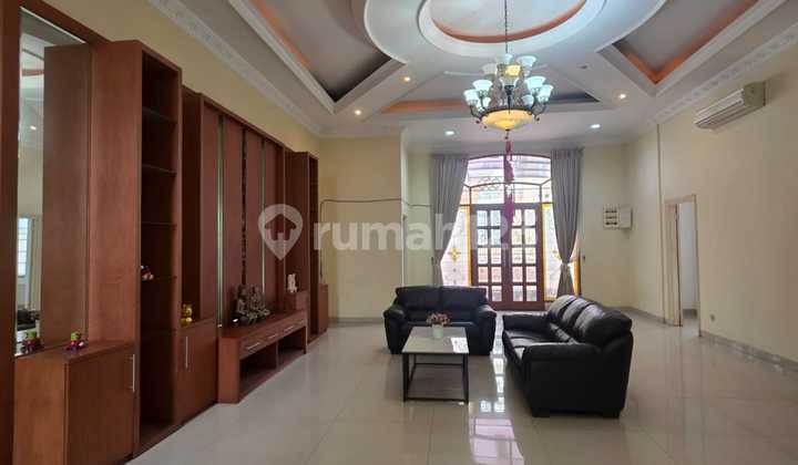 Disewakan Rumah BGM PIK 12x25, Semi Furnished, HadapUtara 2