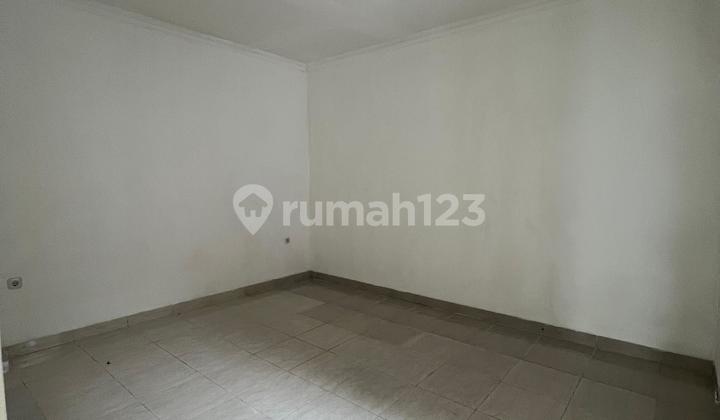 Dijual Rumah Taman Kencana Cengkareng, Luas 144M2, 4Kt+4Km, 2,5Lantai, Hadap Barat 2