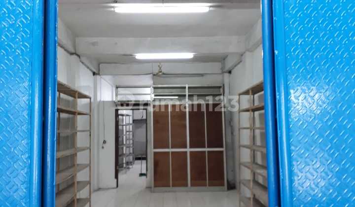 For Sale: Ruko Pasar Pagi, Prime Location 2