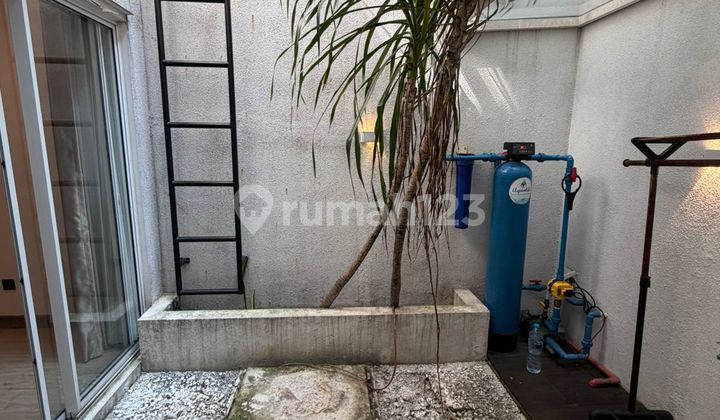 Dijual Rumah Cantik Full Furnish Riviera Puri Uk 8X15m 2 Lantai SHM Siap Huni Full Furnish Tinggal Bawa Koper Siap Huni 2