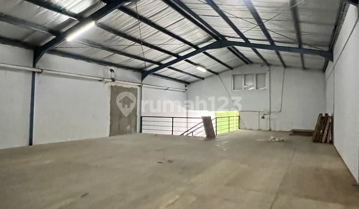 Dijual Gudang Kawasan Niaga Terpadu Daan Mogot Tangerang Luas 303m2 Gudang 2 Lantai Ada Office Rapih Siap Pakai Akses 40ft Hgb Dijual Gudang Kawasan Niaga Terpadu Daan Mogot Tangerang Luas 303m2 Gudang 2 Lantai Ada Office Rapih Siap Pakai Akses 40ft Hgb