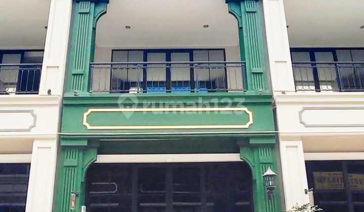 Cheapest!! Selling at a Loss!! Brand New Euroasia Shop House in Osaka Pantai Indah Kapuk 2 Paris Type 3 Floors Indoor Shopping Area Spacious Balcony Facing Pedestrian Ready to Use