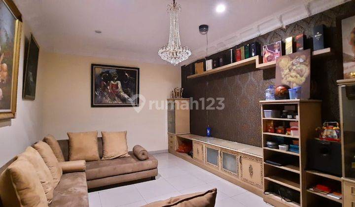 Di jual rumah mewah  palem 10x20 bagus rapi siap huni